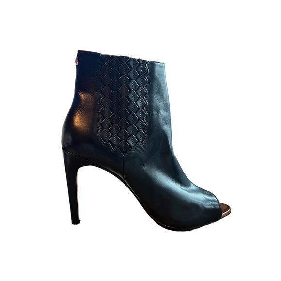 Ted Baker London Peep Toe Black Leather Heeled Booties w/ Rose Gold Bow Sz - Picture 7 of 7
